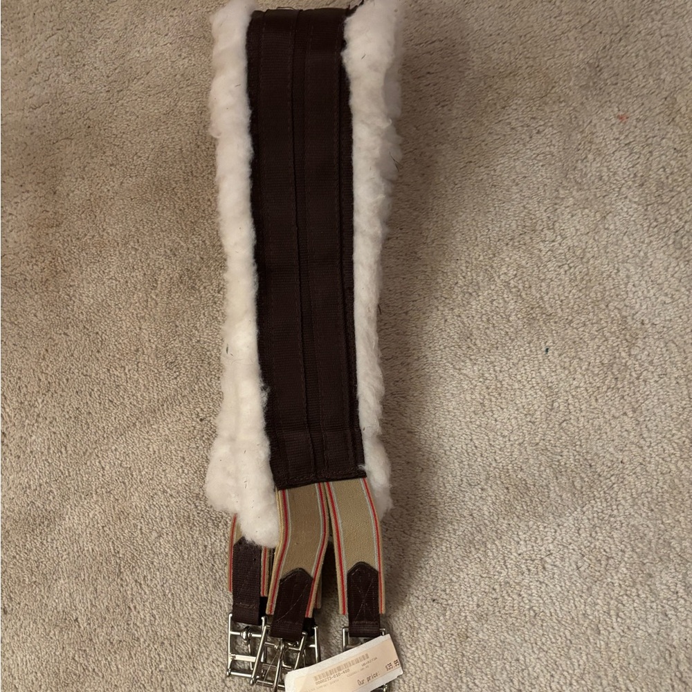 Dover Saddlery Girth 48 NEW
